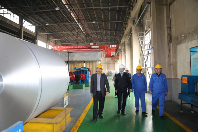 清華大學(xué)繼續(xù)教育學(xué)院副院長孟至和到萬基控股集團調(diào)研指導(dǎo)工作