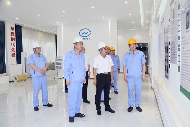 洛陽工控集團黨委副書記、總經(jīng)理王進升一行到萬基控股集團調(diào)研