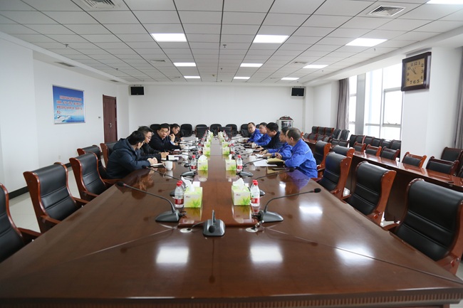 新安縣委副書記、縣長崔占科到萬基控股集團調(diào)研