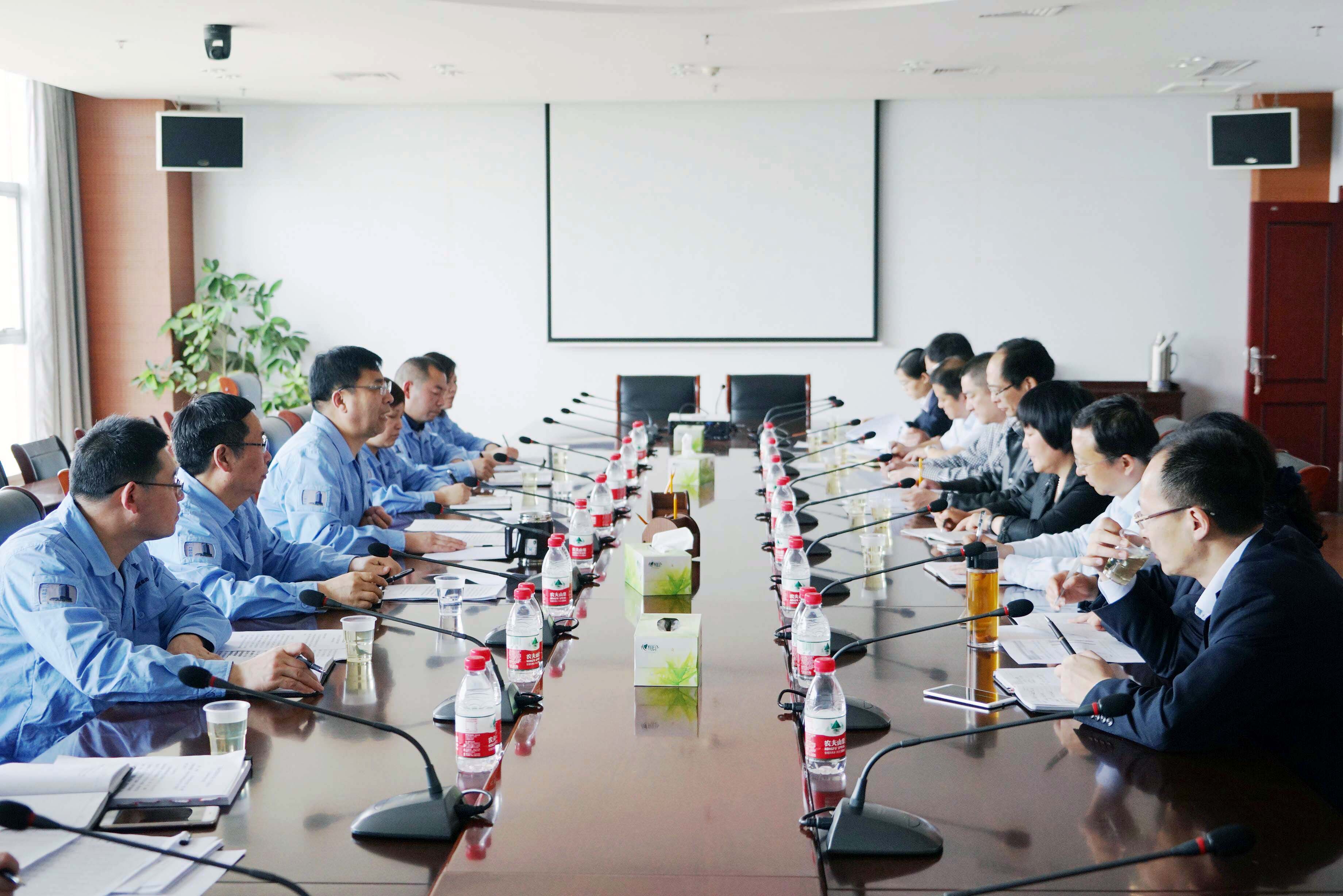 中行河南省分行領(lǐng)導到我公司調(diào)研